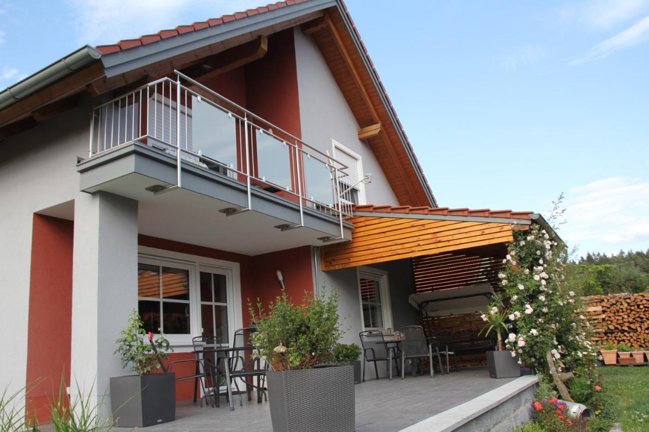 Oberviechtach Ferienwohnung Leibl מראה חיצוני תמונה