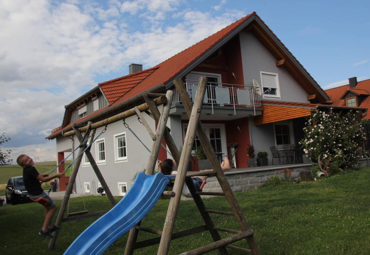 Oberviechtach Ferienwohnung Leibl מראה חיצוני תמונה